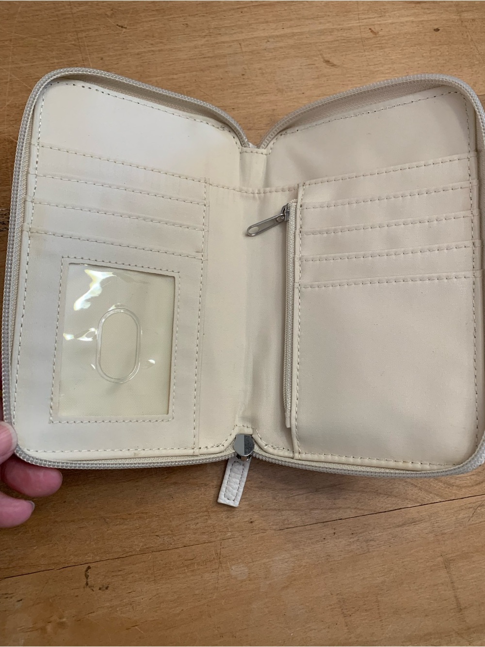 Wristlet - Off-White - Picture 5 of 11